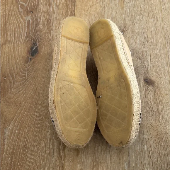 CHANEL Beige Leather Espadrilles with Black Cap Toe - Picture 6 of 6